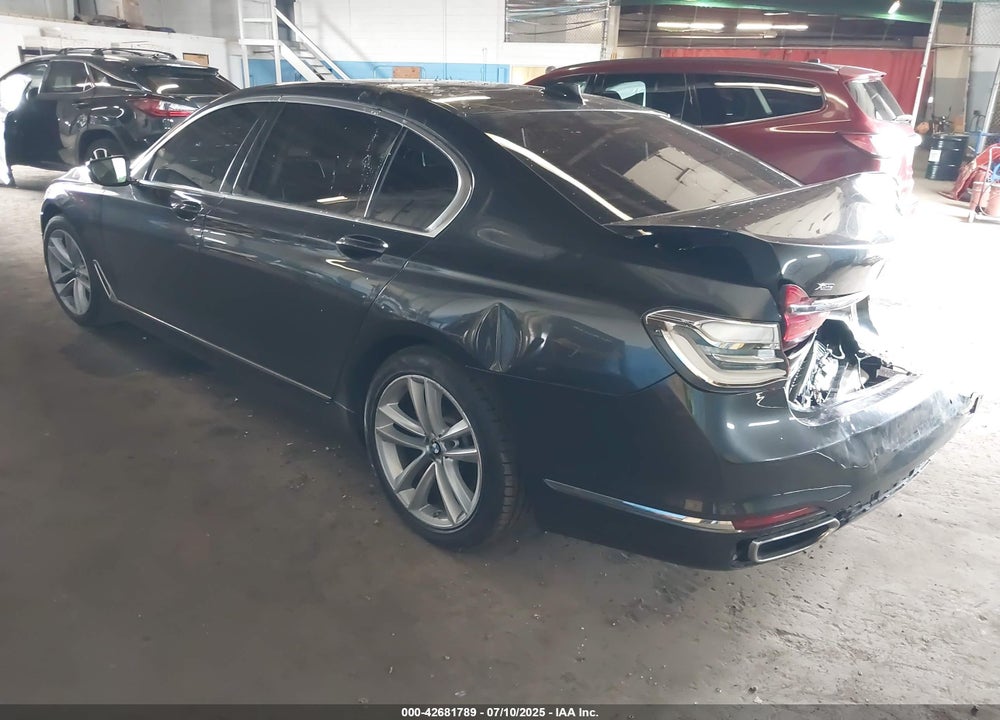 2016 BMW 7 SERIES VIN: WBA7F2C59GG420256