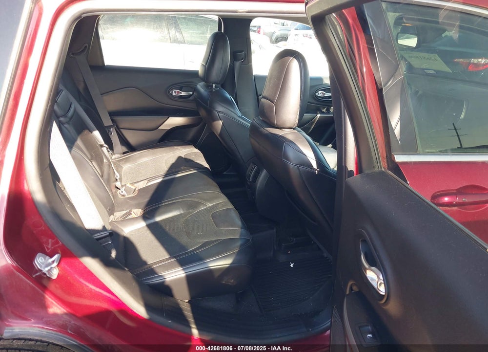 2019 JEEP CHEROKEE VIN: 1C4PJLDB0KD356937