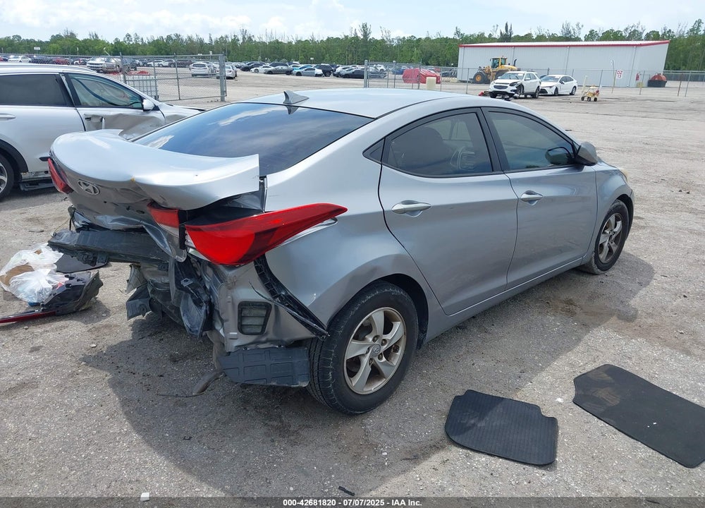 2015 HYUNDAI ELANTRA VIN: 5NPDH4AE2FH650181