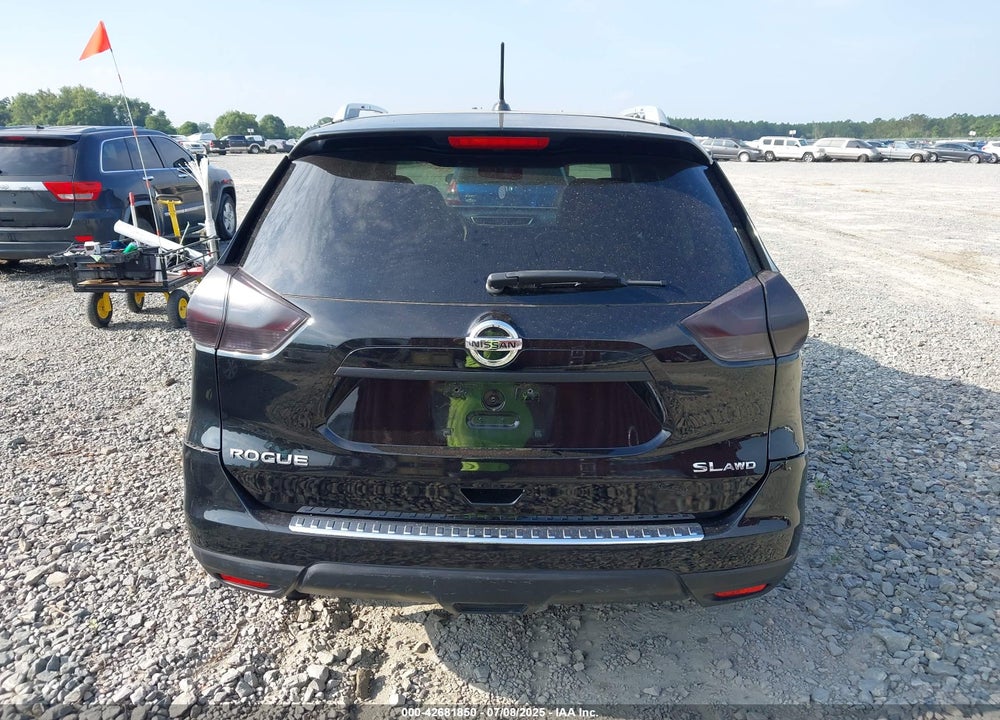 2015 NISSAN ROGUE SL VIN: 5N1AT2MV3FC784223