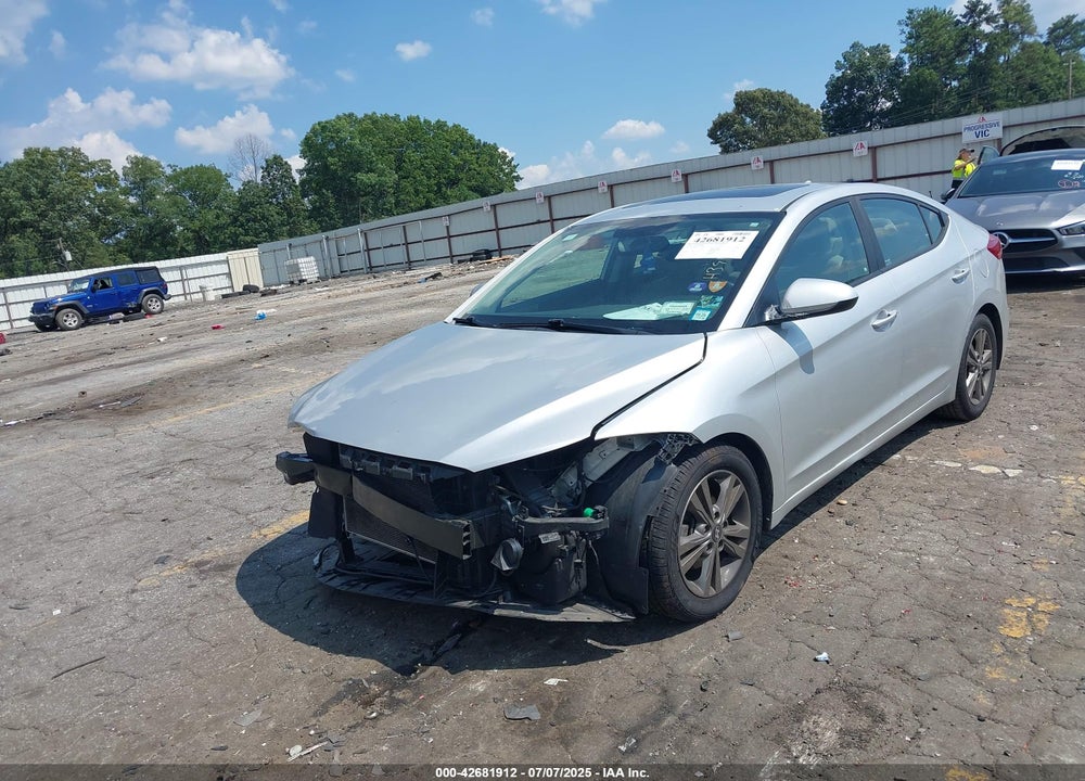 2018 HYUNDAI ELANTRA VIN: 5NPD84LFXJH391549