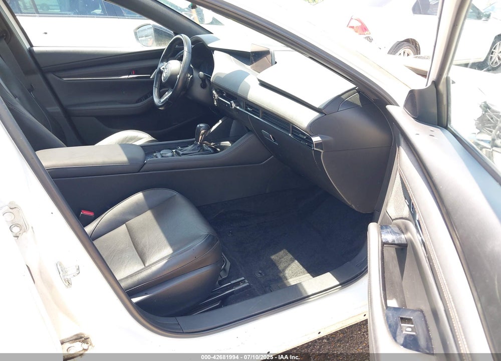 2021 MAZDA 3 VIN: JM1BPBNY0M1402728