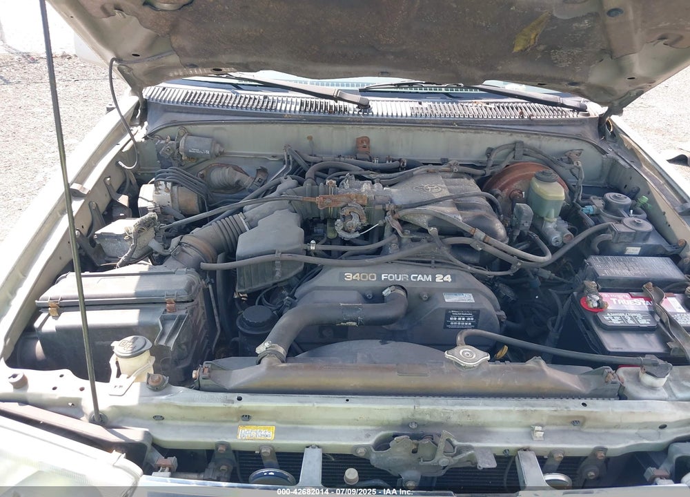 2000 TOYOTA 4RUNNER SR5 V6 VIN: JT3HN86R6Y0298028