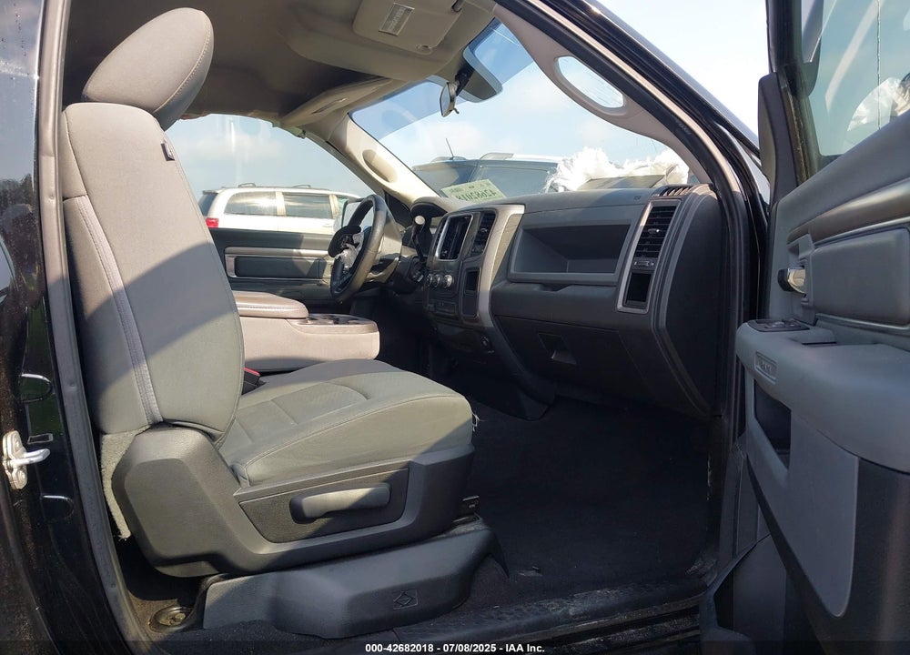 2013 RAM 1500 VIN: 3C6JR6AT5DG509659