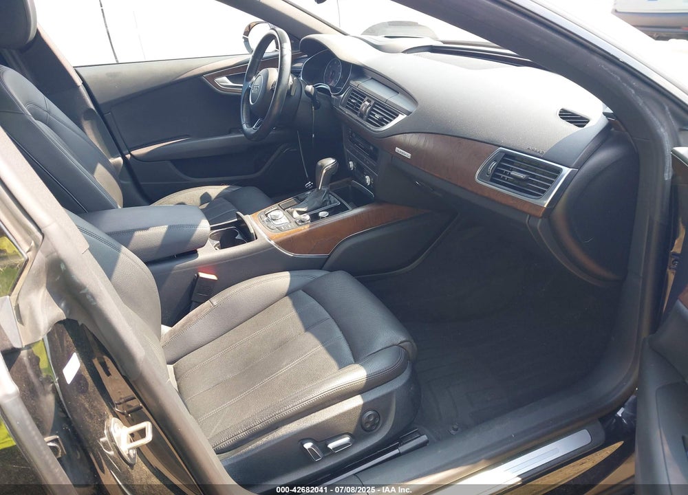 2016 AUDI A7 VIN: WAU2MAFCXGN009402