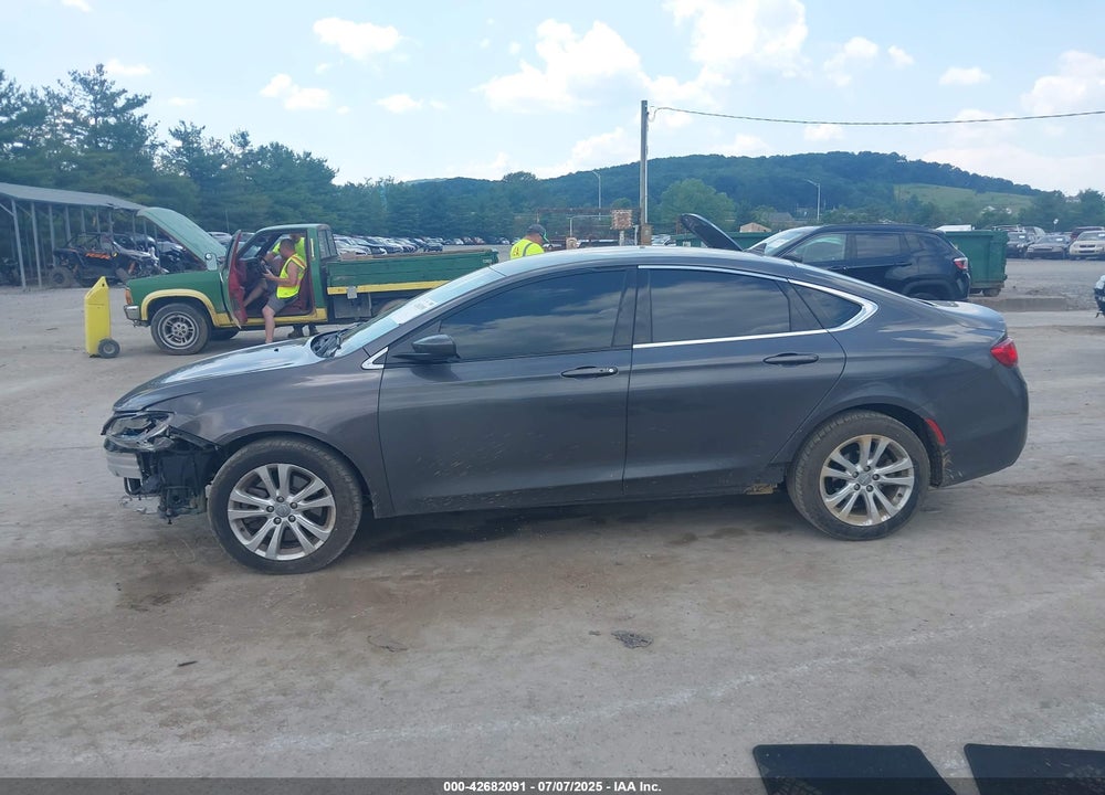 2016 CHRYSLER 200 VIN: 1C3CCCAG2GN111166