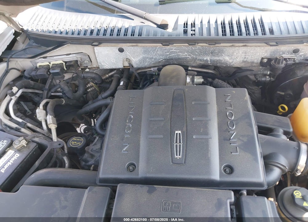 2008 LINCOLN NAVIGATOR VIN: 5LMFU27508LJ02977