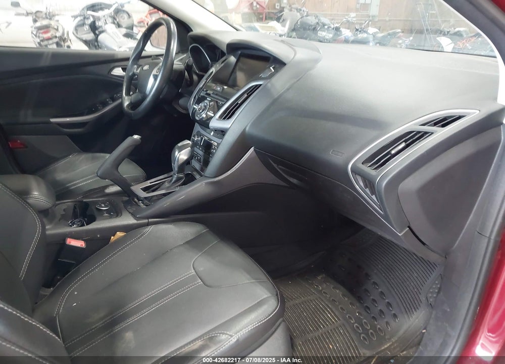 2014 FORD FOCUS VIN: 1FADP3J22EL308703