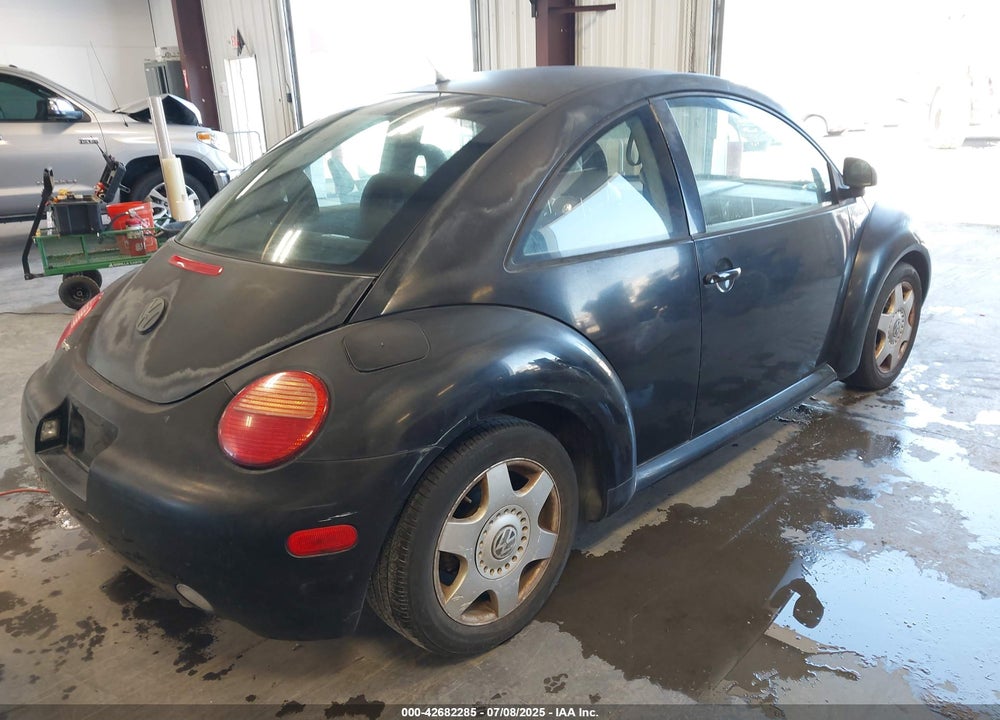 1999 VOLKSWAGEN NEW BEETLE GLS VIN: 3VWCA21C0XM432509
