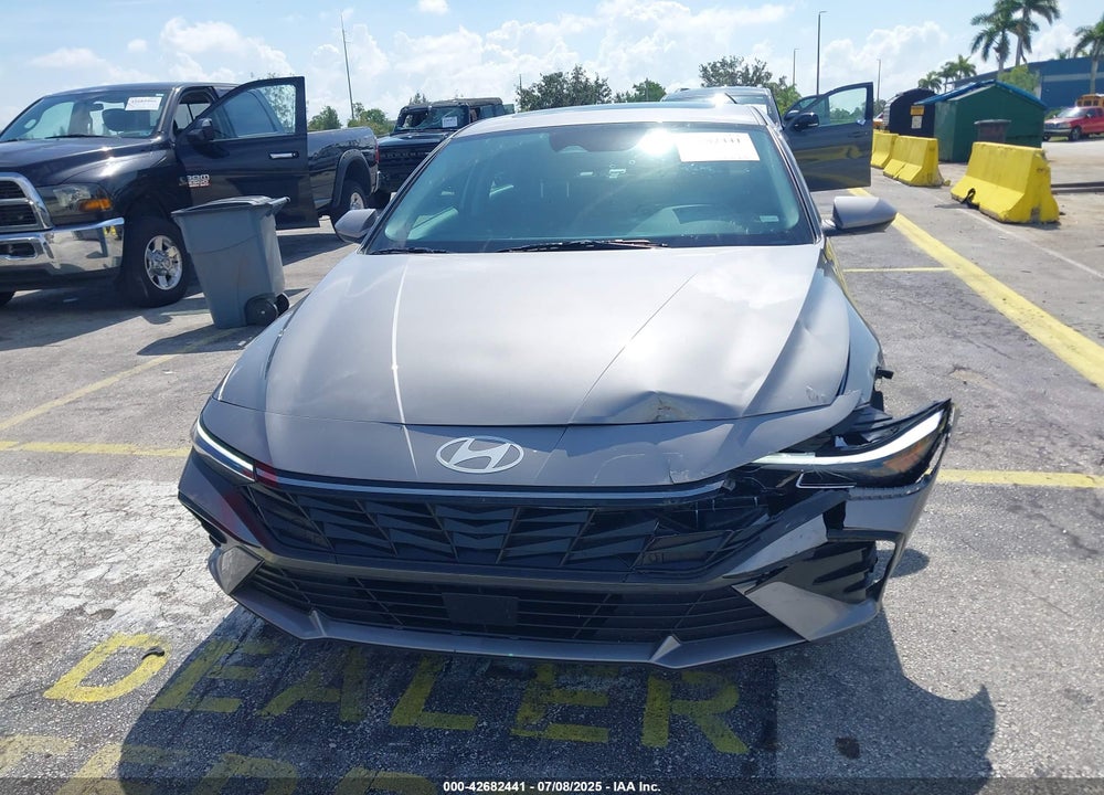 2025 HYUNDAI ELANTRA SEL CONVENIENCE VIN: KMHLS4DG2SU905790