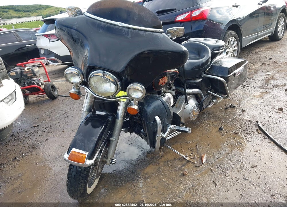 2002 HARLEY-DAVIDSON FLHT VIN: 1HD1DDV132Y656570