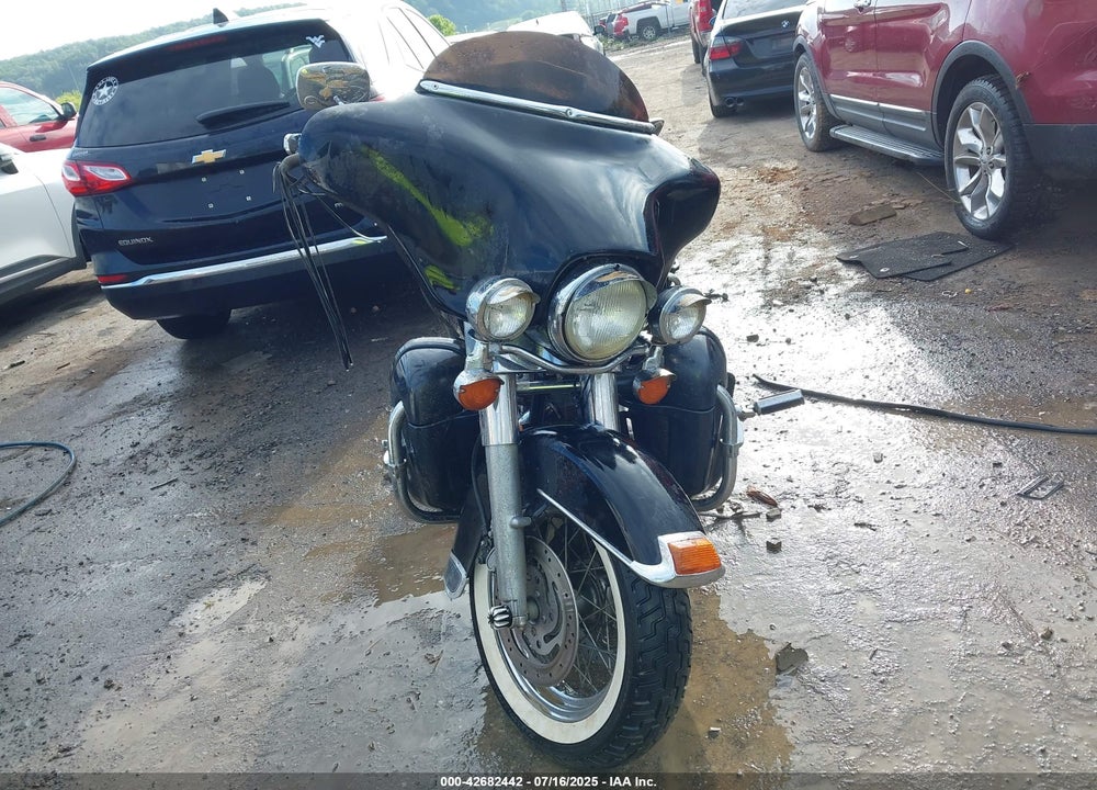 2002 HARLEY-DAVIDSON FLHT VIN: 1HD1DDV132Y656570