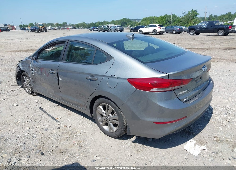 2018 HYUNDAI ELANTRA VIN: KMHD84LF9JU567203