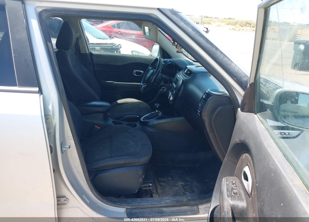 2016 KIA SOUL VIN: KNDJN2A28G7837355