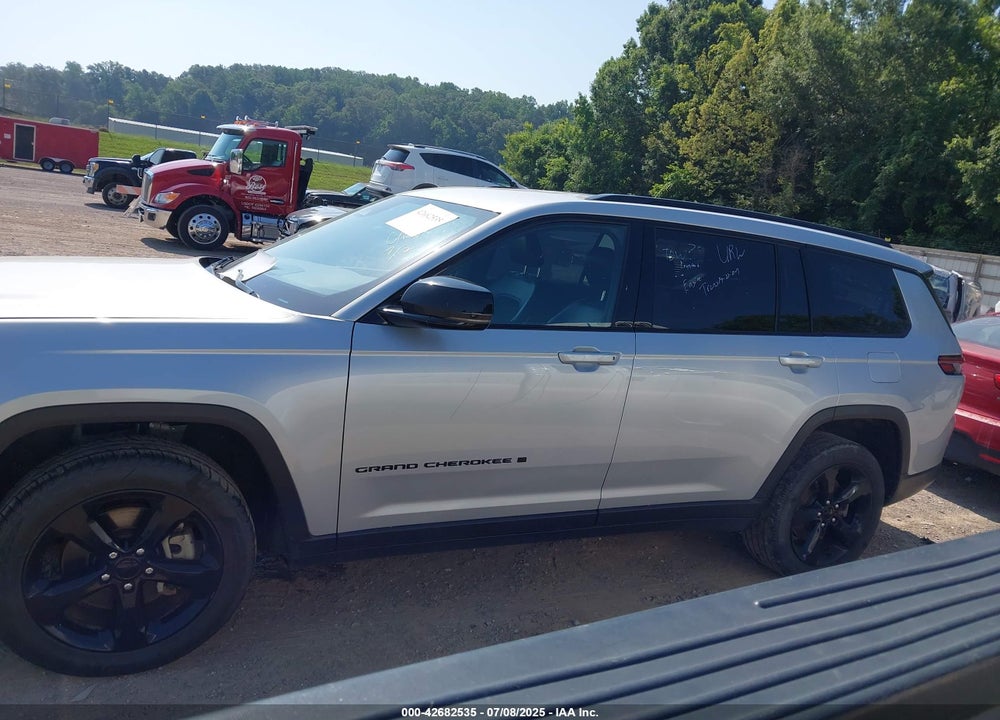 2023 JEEP GRAND CHEROKEE L VIN: 1C4RJKAG9P8865637