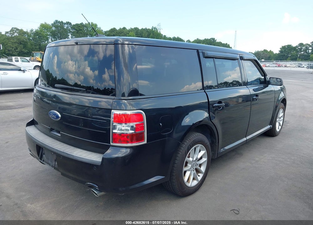 2014 FORD FLEX VIN: 2FMGK5B87EBD15811
