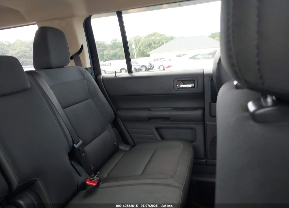 2014 FORD FLEX VIN: 2FMGK5B87EBD15811