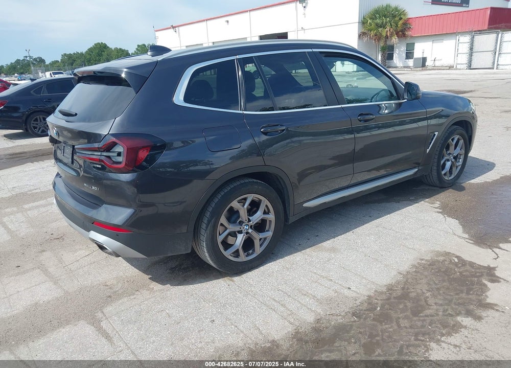 2024 BMW X3 VIN: 5UX43DP09R9U57208