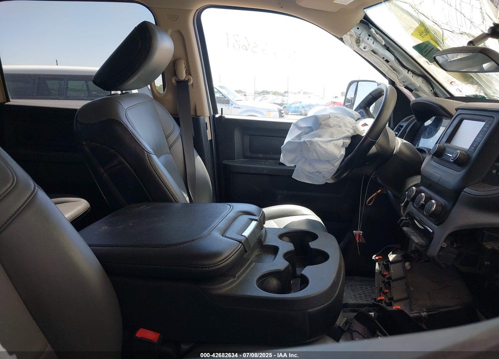 2020 RAM 2500 VIN: 3C6UR5CJ0LG250404