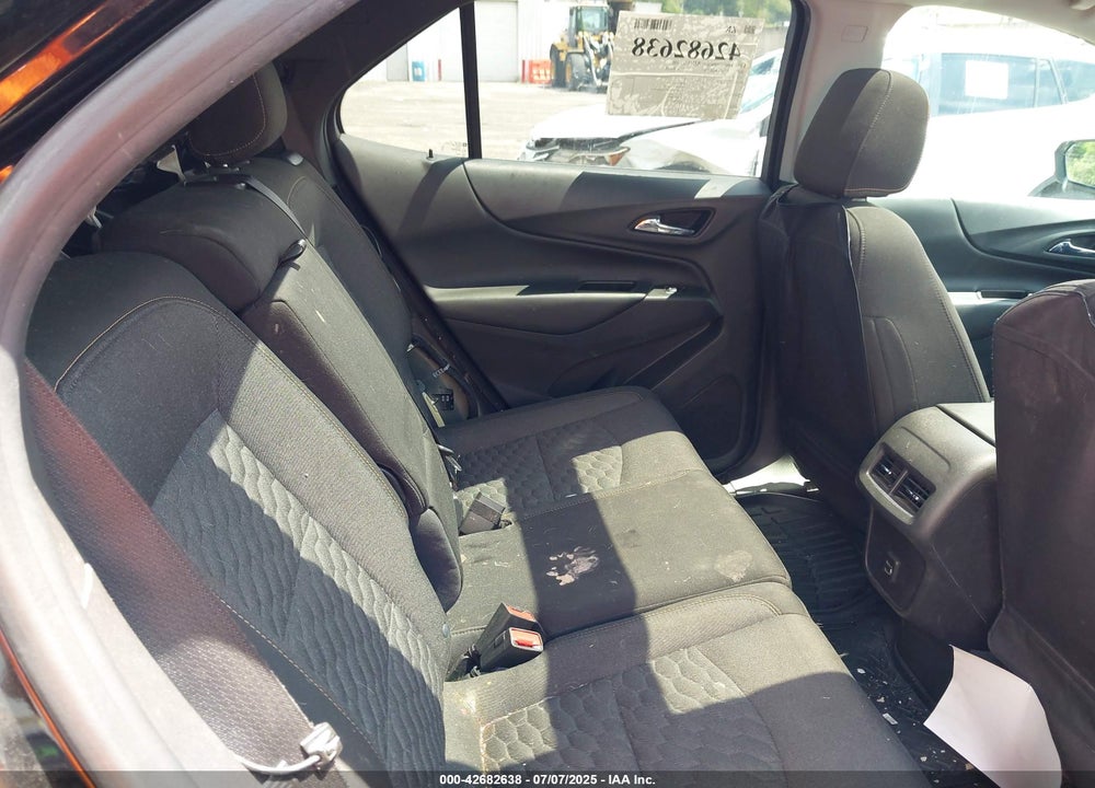 2021 CHEVROLET EQUINOX VIN: 3GNAXUEV1ML329544