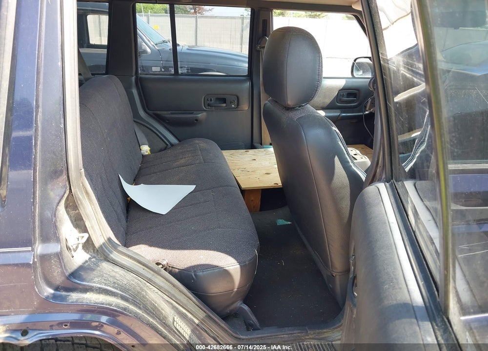 1999 JEEP CHEROKEE CLASSIC/SPORT VIN: 1J4FF68SXXL526835