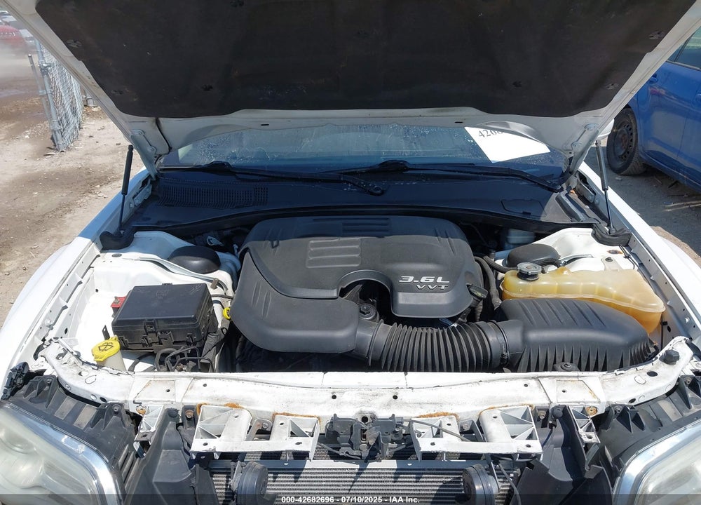 2012 CHRYSLER 300 VIN: 2C3CCAAG6CH105264