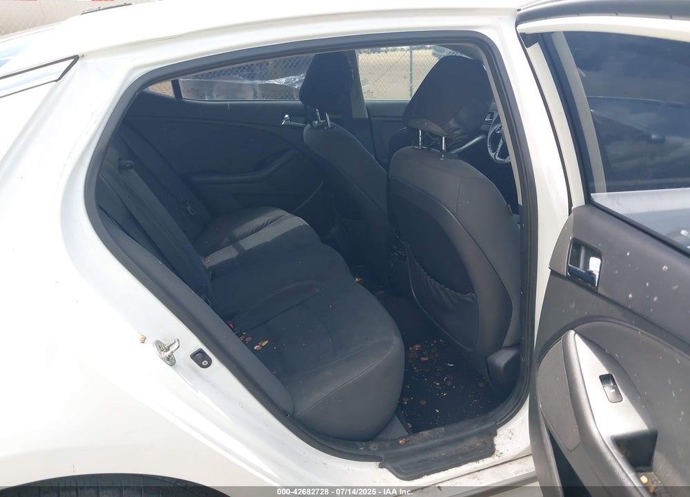 2013 KIA OPTIMA HYBRID VIN: KNAGM4AD9D5061669