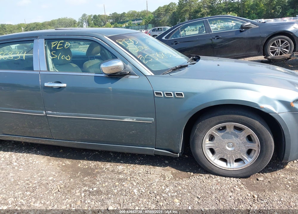 2005 CHRYSLER 300 VIN: 2C3JA53G55H152645
