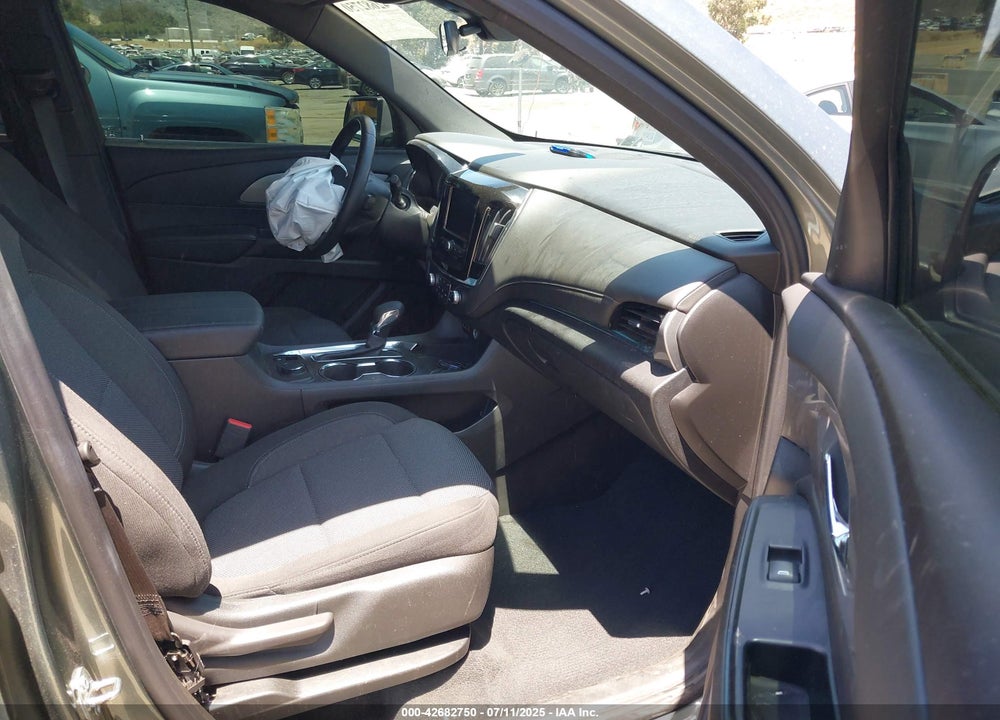 2023 CHEVROLET TRAVERSE FWD LT CLOTH VIN: 1GNERGKWXPJ294573