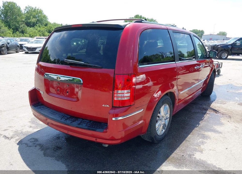 2008 CHRYSLER TOWN & COUNTRY LIMITED VIN: 2A8HR64X98R106041