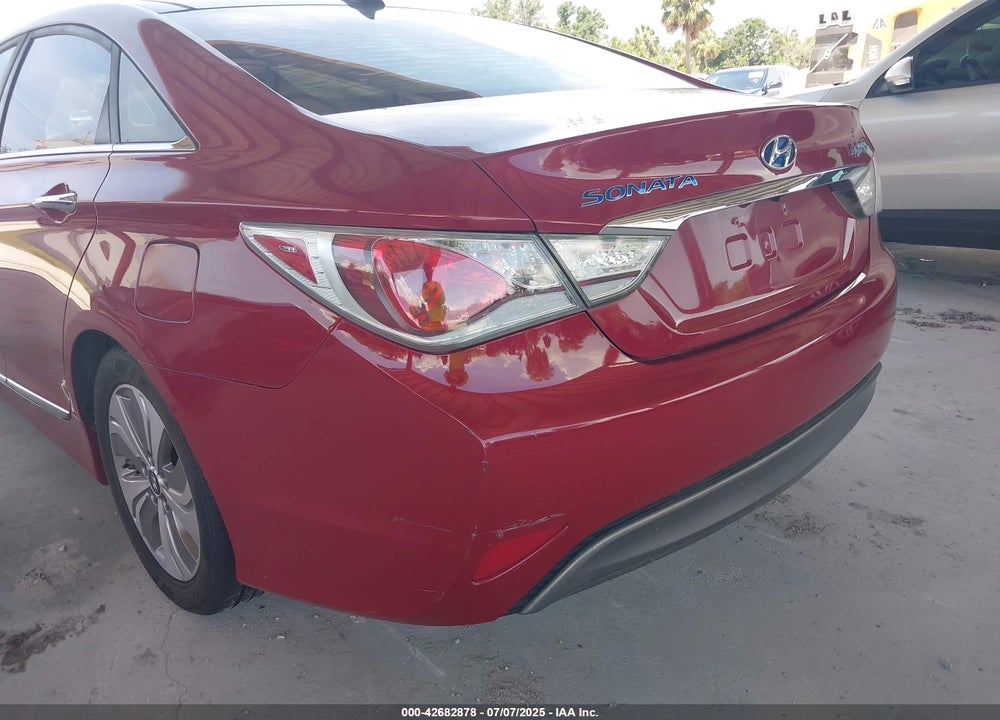 2013 HYUNDAI SONATA HYBRID VIN: KMHEC4A46DA067753