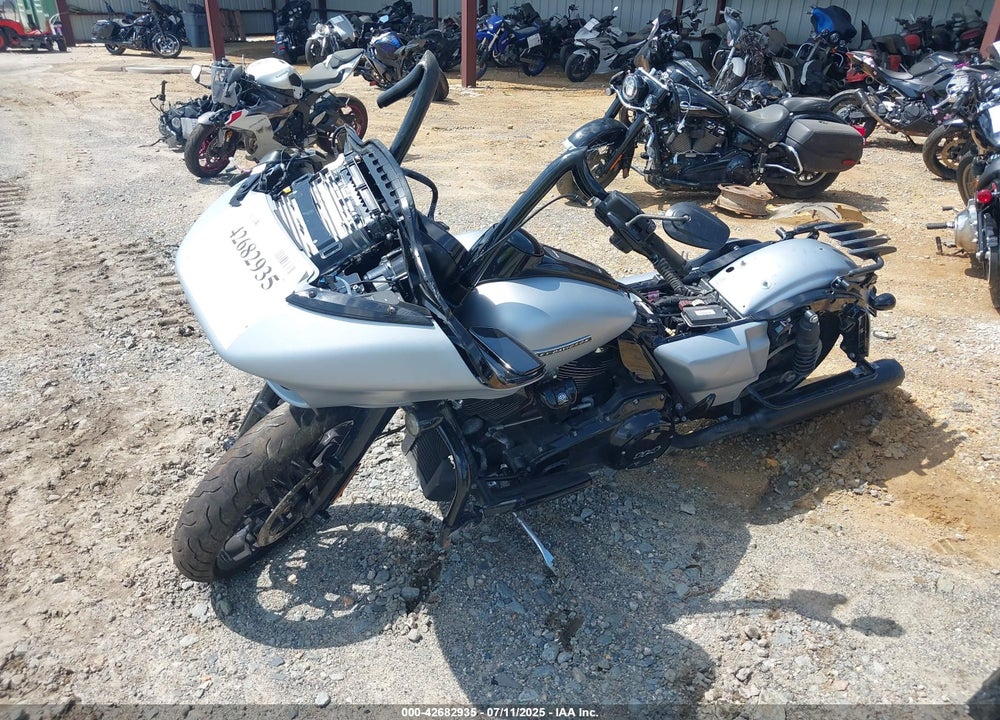2020 HARLEY-DAVIDSON FLTRXS VIN: 1HD1KTP1XLB605455