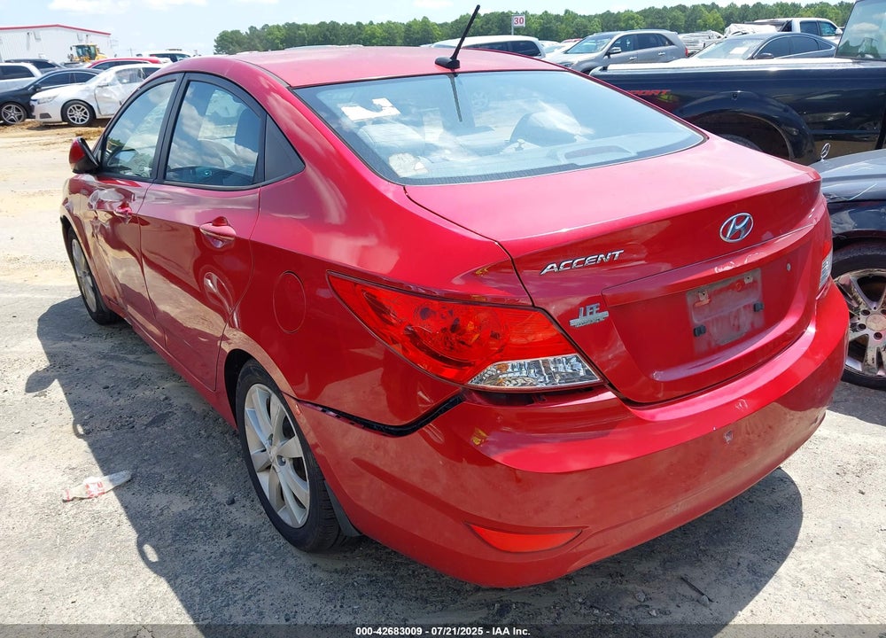 2013 HYUNDAI ACCENT VIN: KMHCU4AE8DU431263