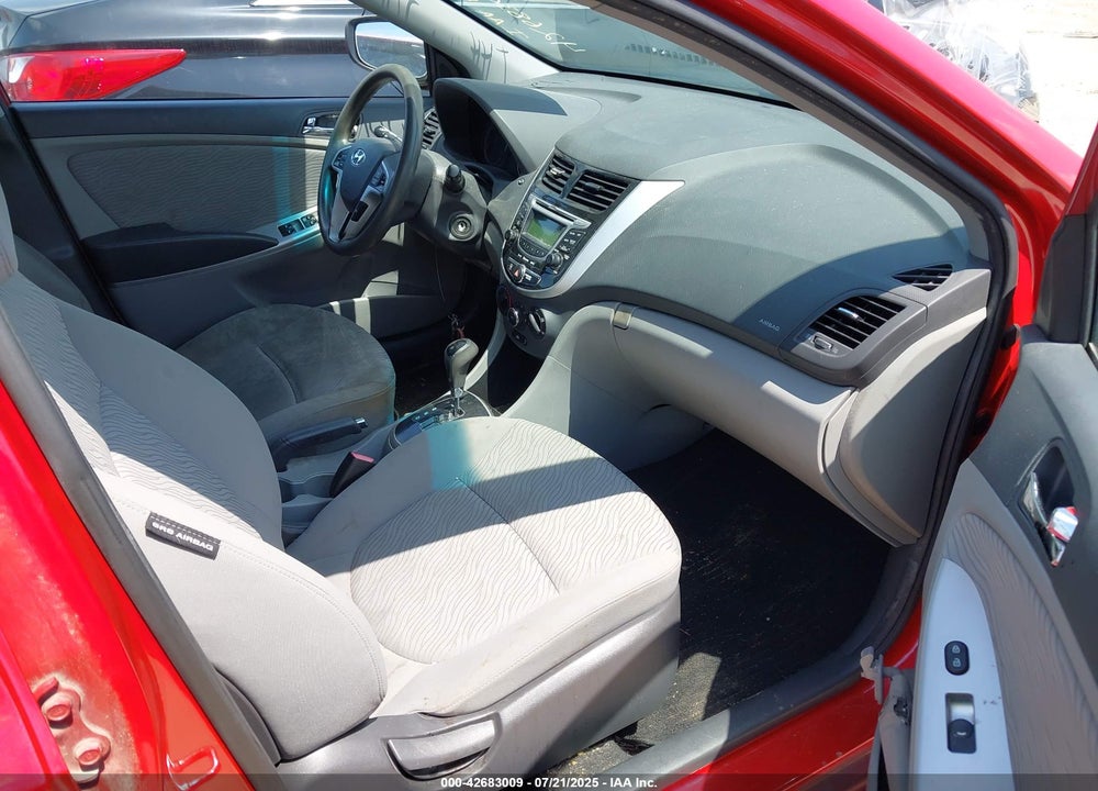 2013 HYUNDAI ACCENT VIN: KMHCU4AE8DU431263