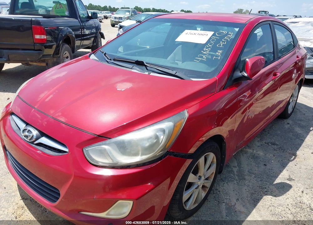 2013 HYUNDAI ACCENT VIN: KMHCU4AE8DU431263