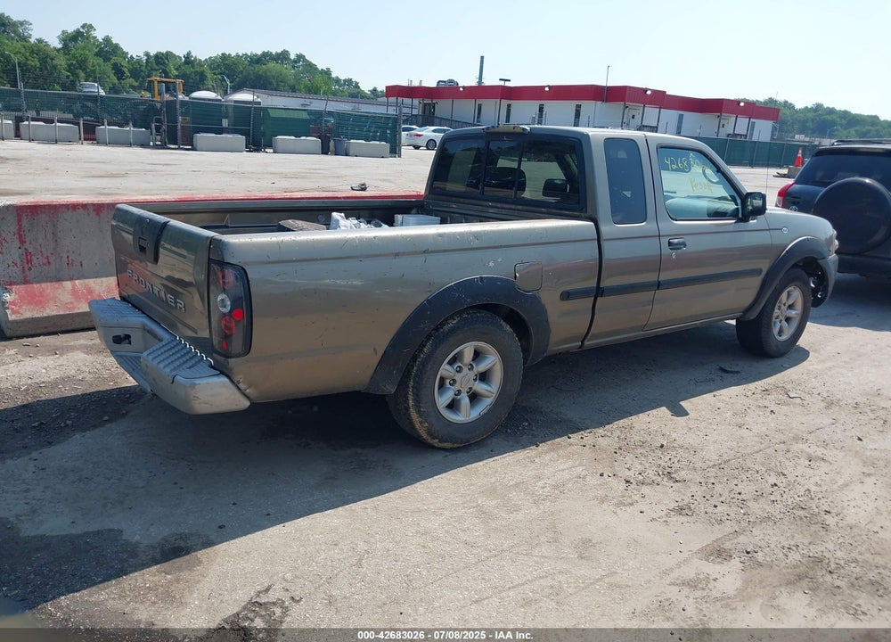2002 NISSAN FRONTIER XE VIN: 1N6DD26S42C333844