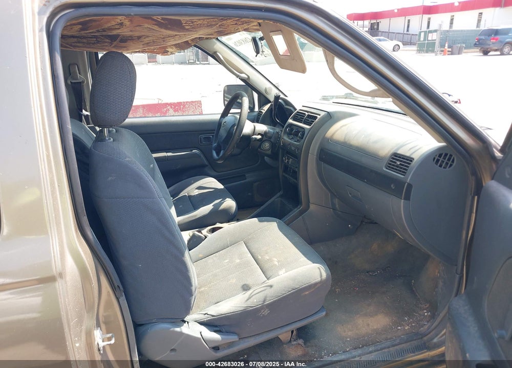 2002 NISSAN FRONTIER XE VIN: 1N6DD26S42C333844
