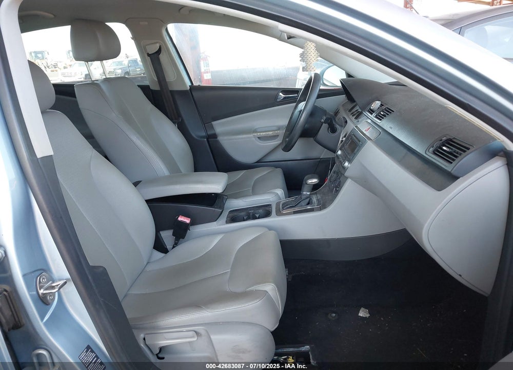 2006 VOLKSWAGEN PASSAT VIN: WVWAK93C46P146815