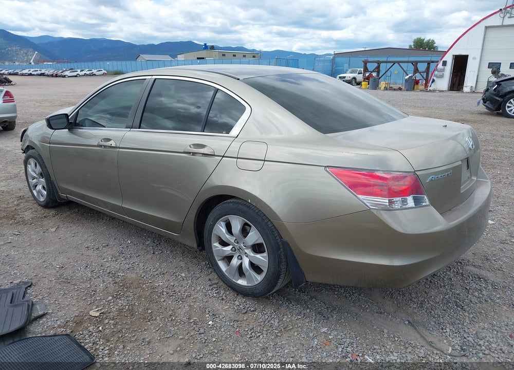 2009 HONDA ACCORD VIN: 1HGCP26799A047075