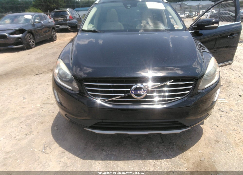 2016 VOLVO XC60 VIN: YV440MDK3G2799742