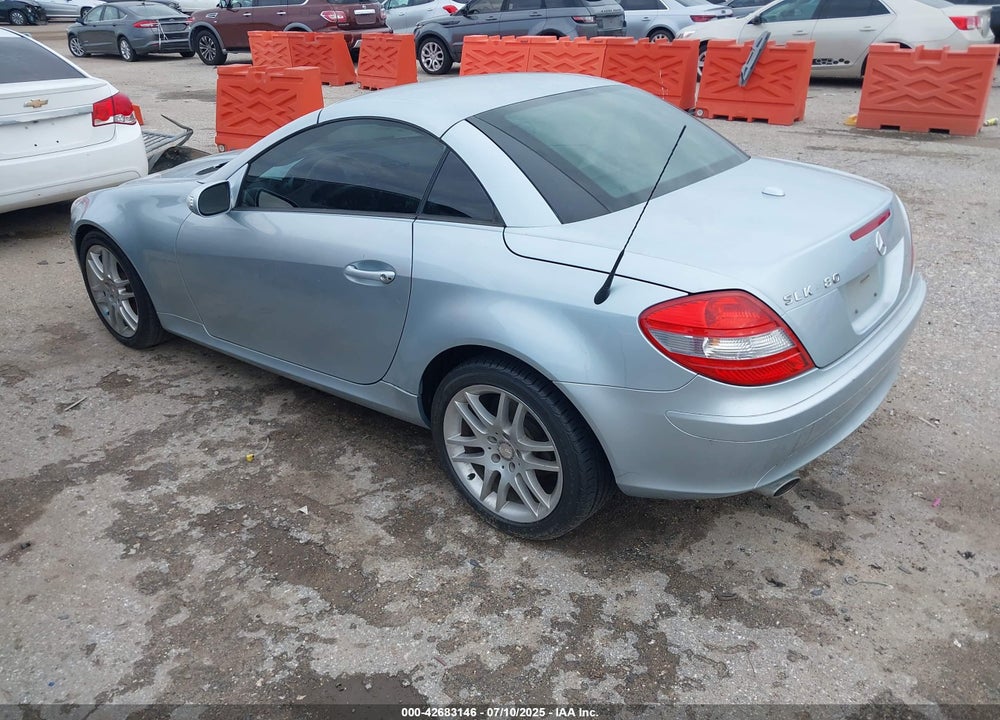 2007 MERCEDES-BENZ SLK-CLASS VIN: WDBWK54F77F157563