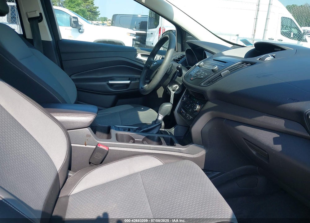 2017 FORD ESCAPE VIN: 1FMCU0GD0HUB13179