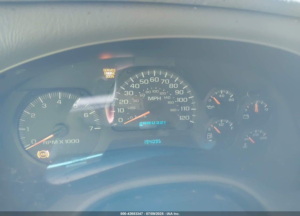 2003 CHEVROLET TRAILBLAZER LT VIN: 1GNDT13S232399196