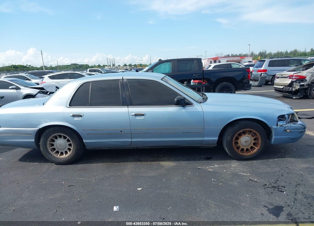 2000 FORD CROWN VICTORIA LX VIN: 2FAFP74W1YX154250