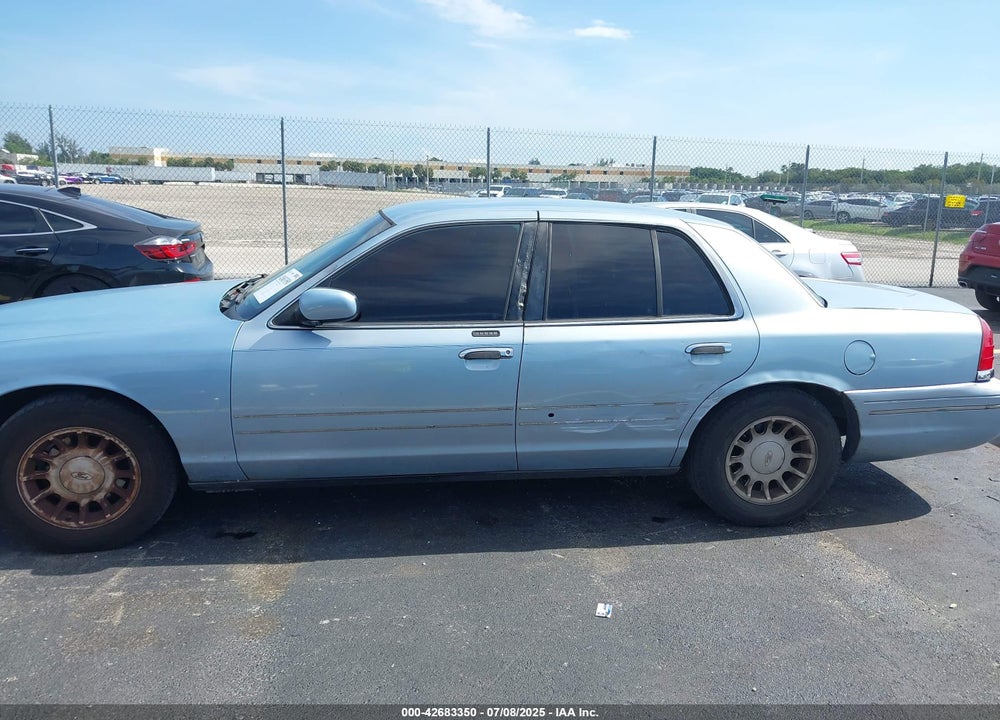 2000 FORD CROWN VICTORIA LX VIN: 2FAFP74W1YX154250