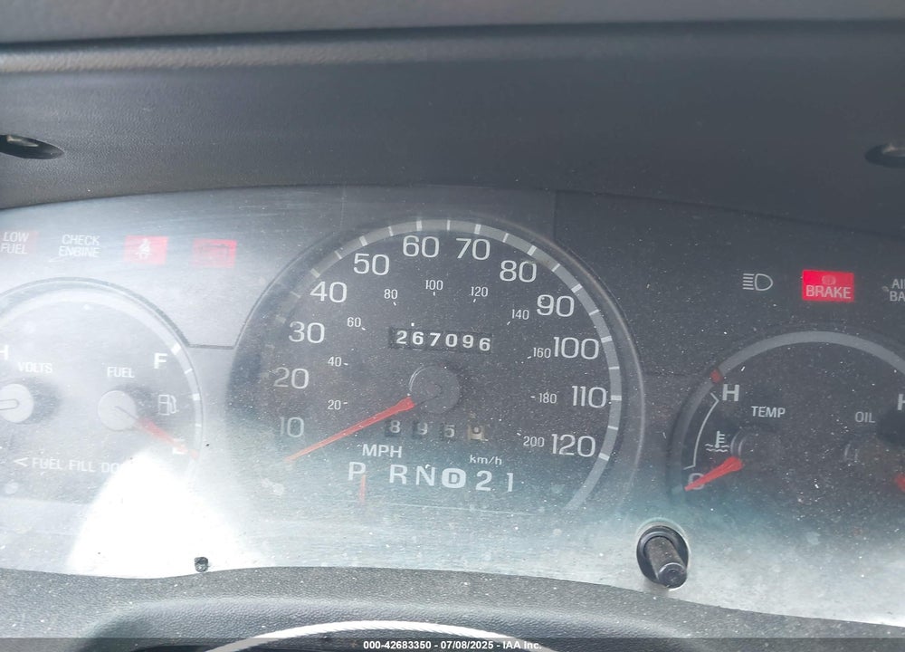 2000 FORD CROWN VICTORIA LX VIN: 2FAFP74W1YX154250