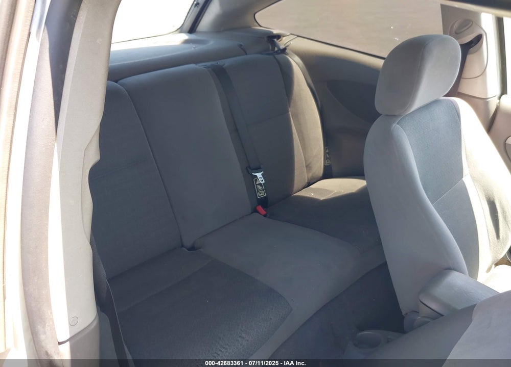 2001 FORD FOCUS ZX3 VIN: 3FAFP31381R177631