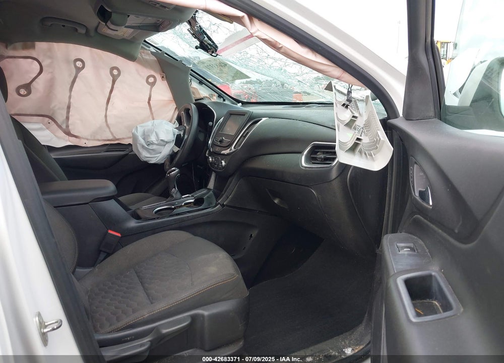 2018 CHEVROLET EQUINOX VIN: 2GNAXJEV3J6241156