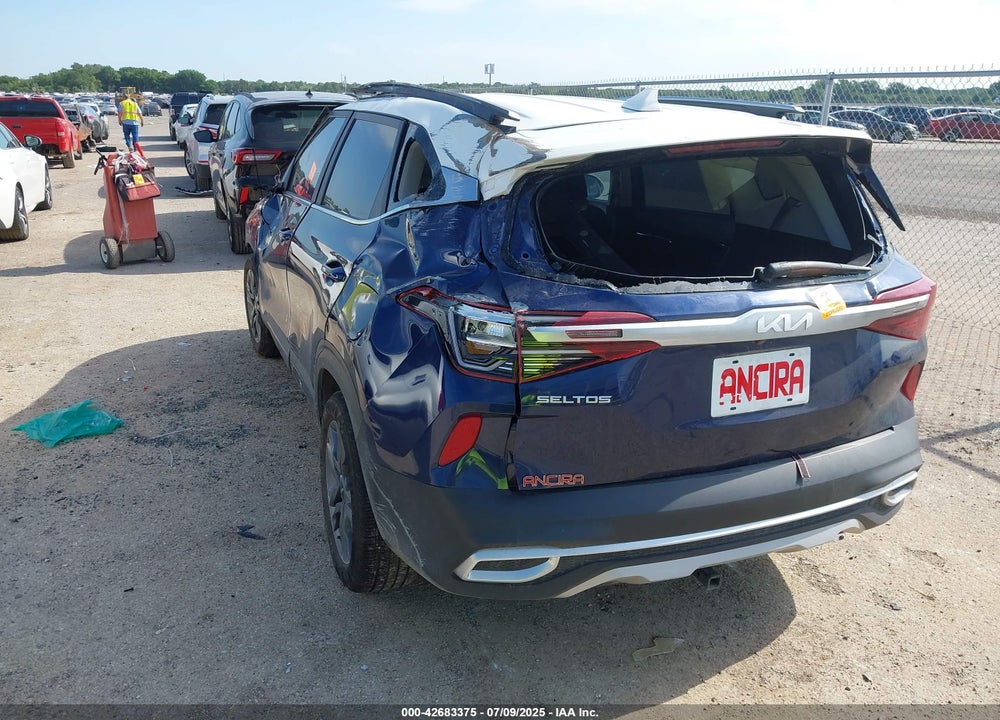 2023 KIA SELTOS VIN: KNDEU2AA0P7386076