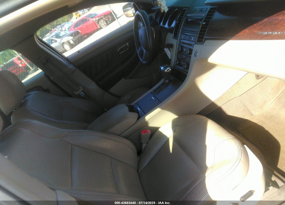 2011 FORD TAURUS VIN: 1FAHP2EWXBG135963